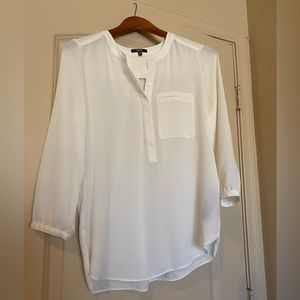 Small NYDJ Crème 3/4 Sleeve Blouse